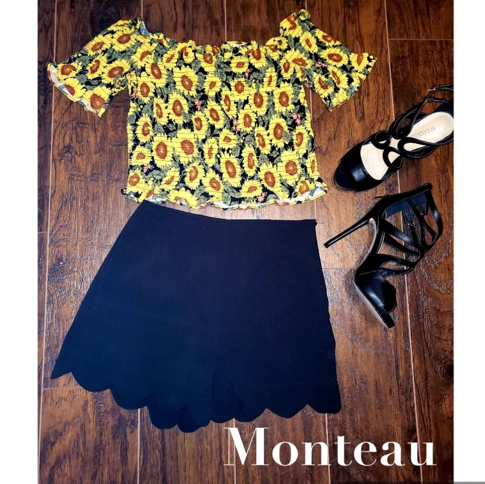 High Waisted Flower Petal Detail Shorts